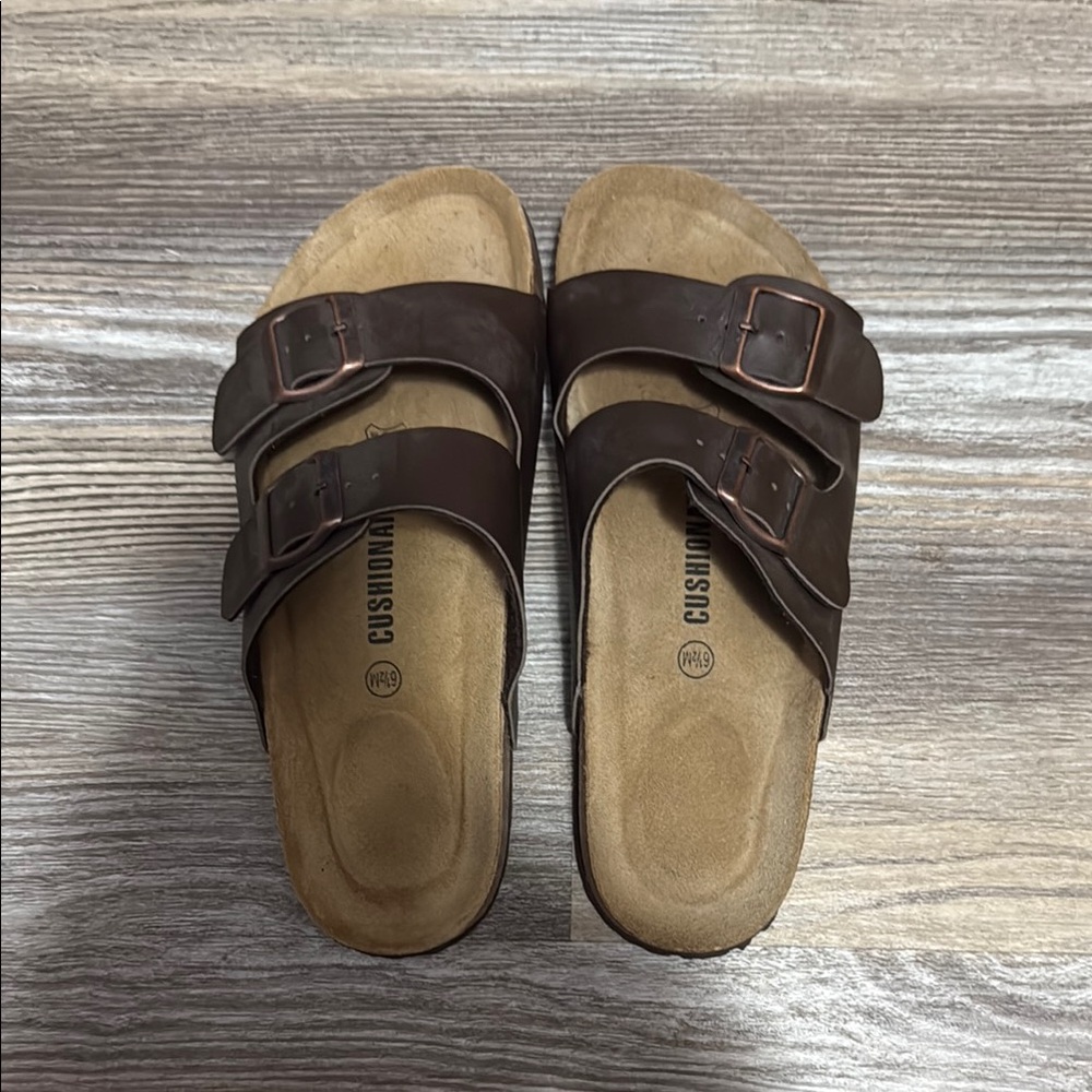 Cushionaire Women's Brown Sandals
